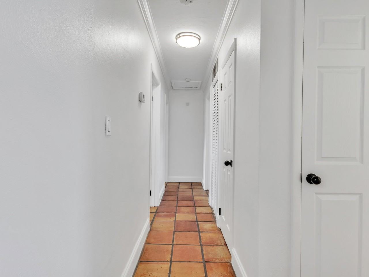 10015 Sw 85th Ter - Photo 4 of 8