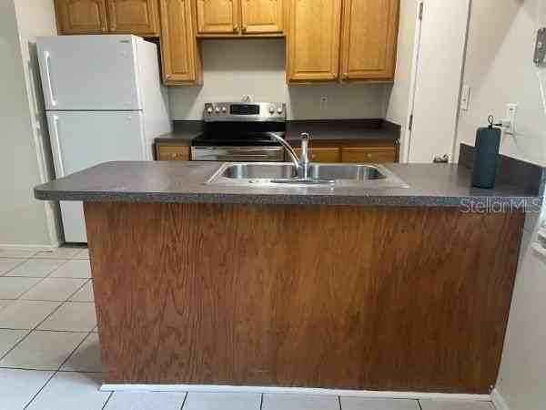 216 Bennett St - Photo 4 of 9