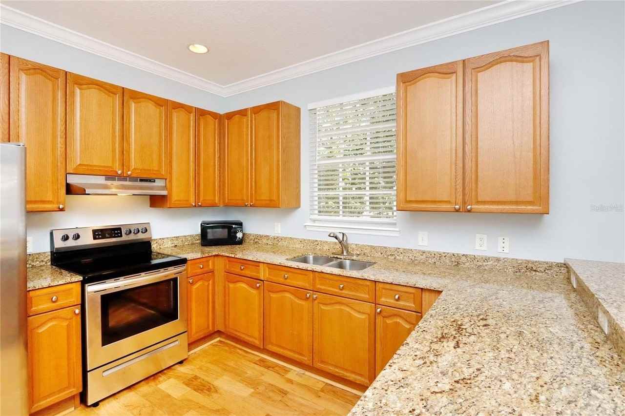 2611 Espana Ct - Photo 6 of 22