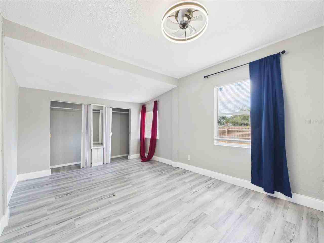 605 S Disston Ave - Photo 7 of 23