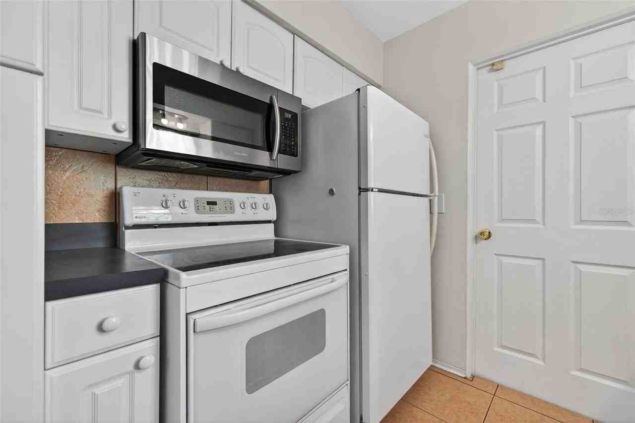 11234 68th Ave - Photo 5 of 10