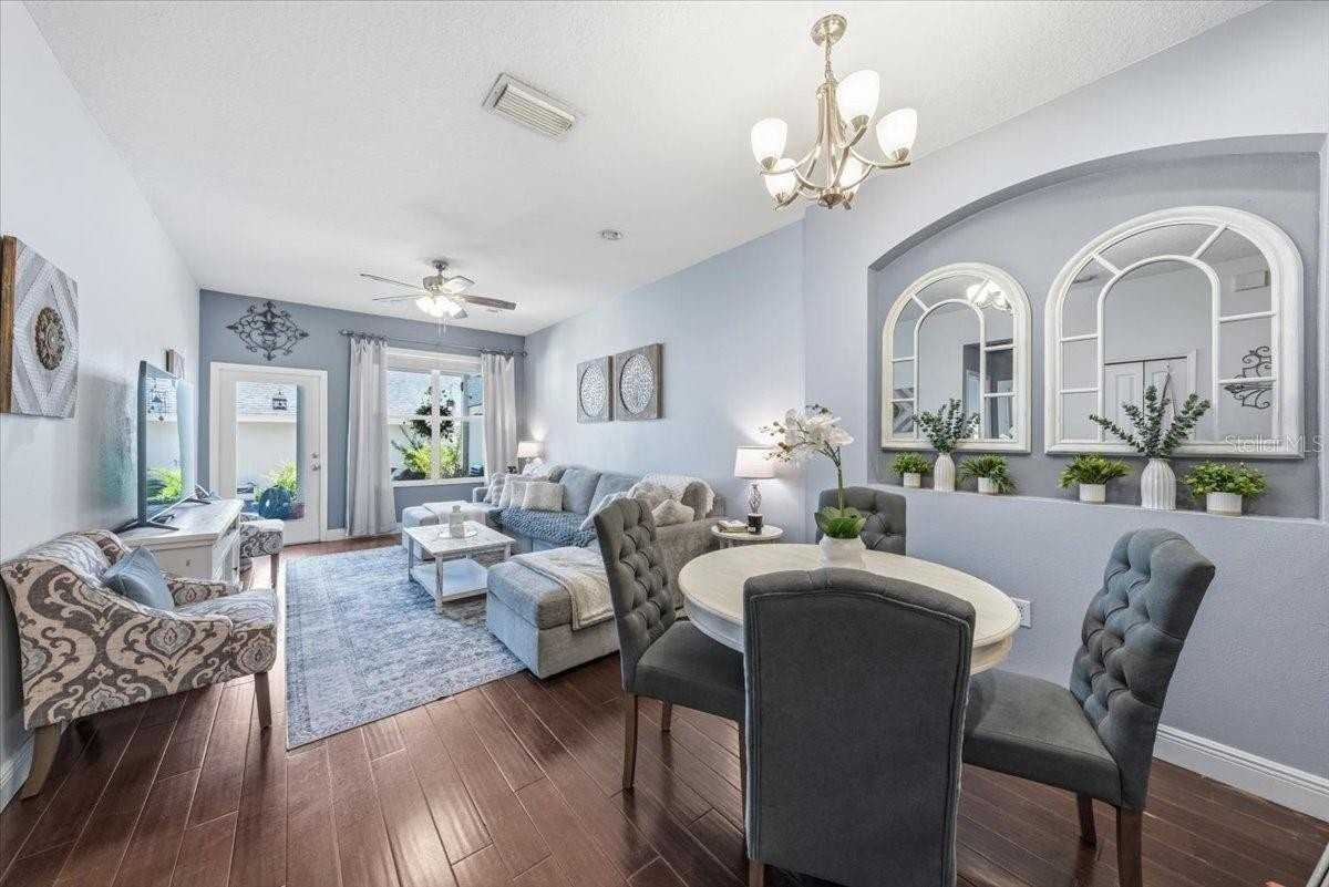 9606 Royce Dr - Photo 7 of 32