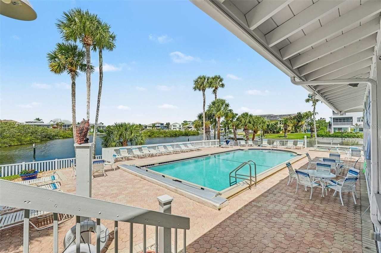 5567 Sea Forest Dr #324 - Photo 3 of 22