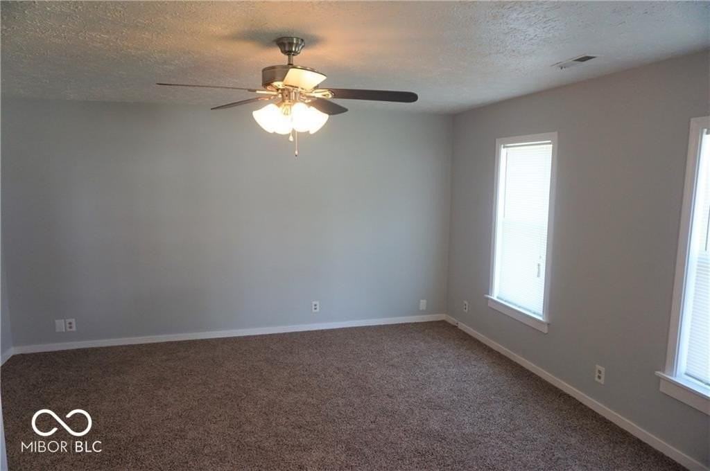 33 1/2 Miley Ave - Photo 3 of 6