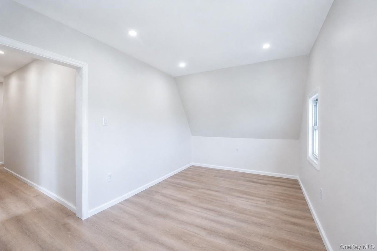 8566 151st St #3 - Photo 6 of 16