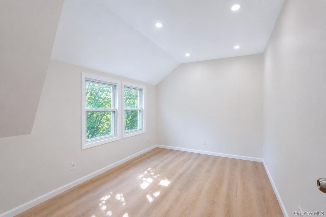 8566 151st St #3 - Photo 7 of 16