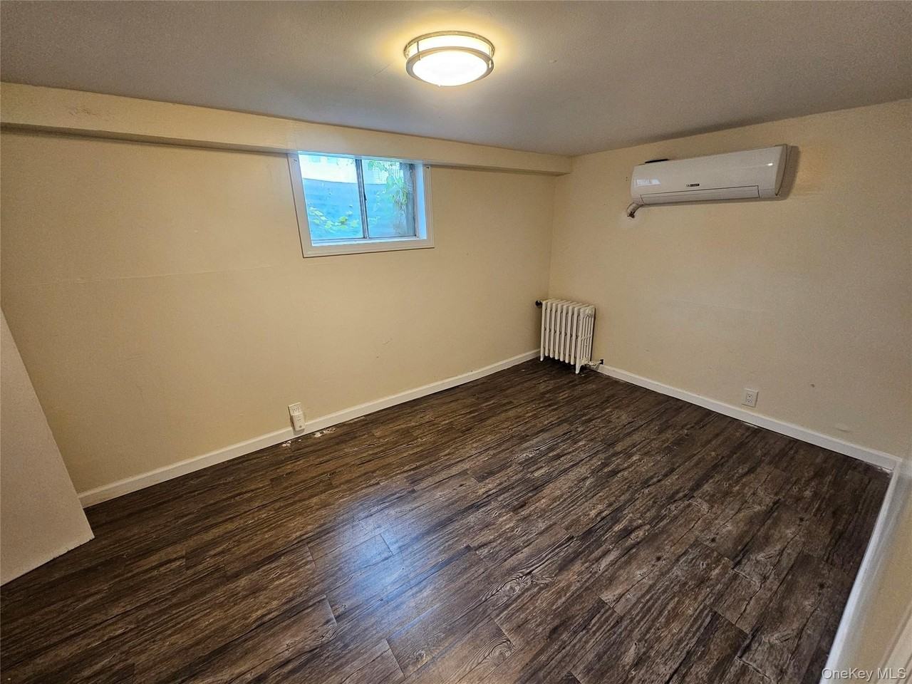 29 Devoe St #BS - Photo 3 of 8