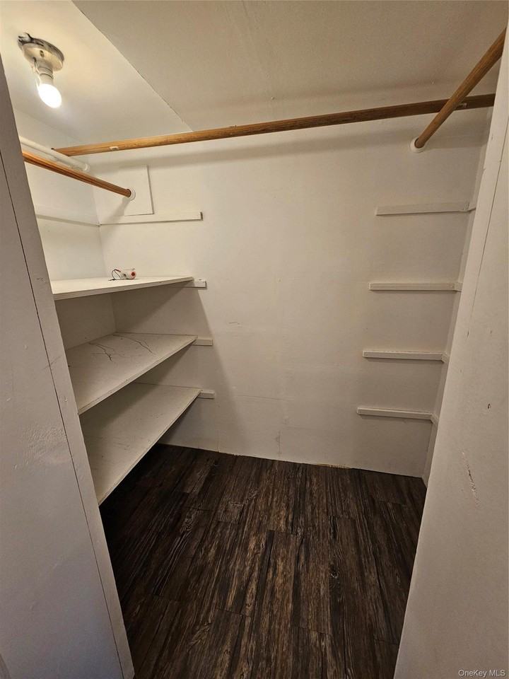 29 Devoe St #BS - Photo 4 of 8
