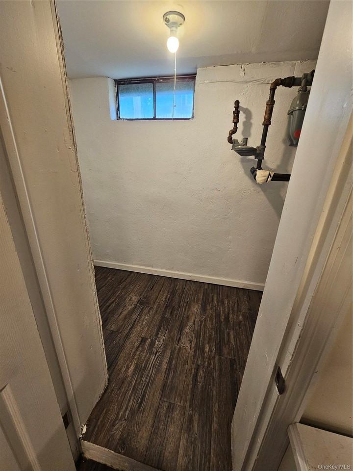 29 Devoe St #BS - Photo 5 of 8