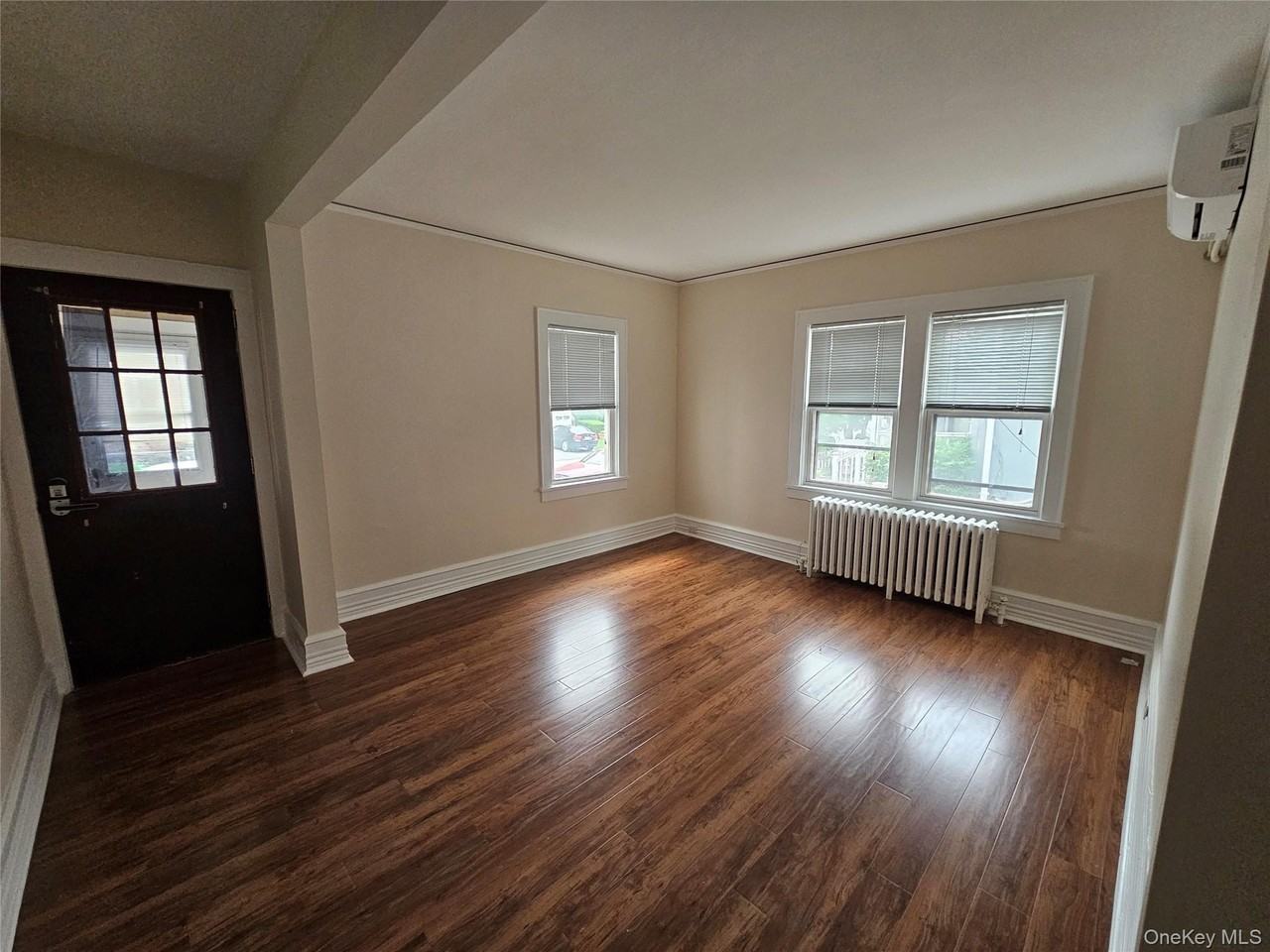 253 Waverly Ave #1stFL - Photo 2 of 7