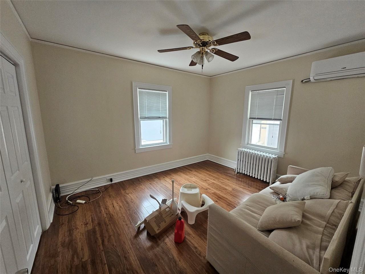 253 Waverly Ave #1stFL - Photo 3 of 7