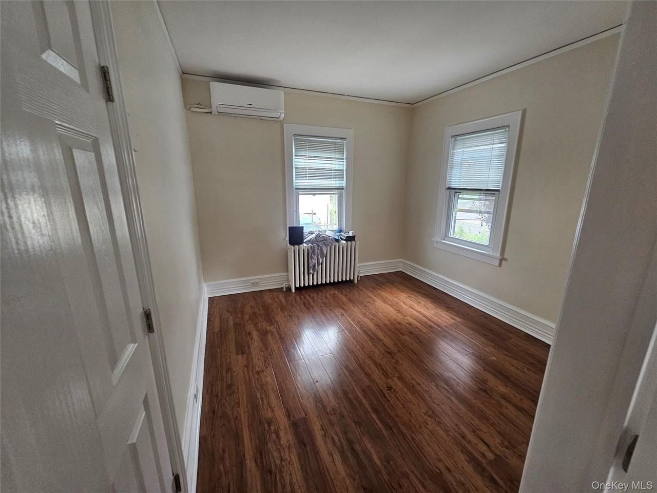 253 Waverly Ave #1stFL - Photo 4 of 7