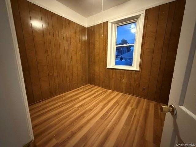 836 Edison Ave #1 - Photo 3 of 12