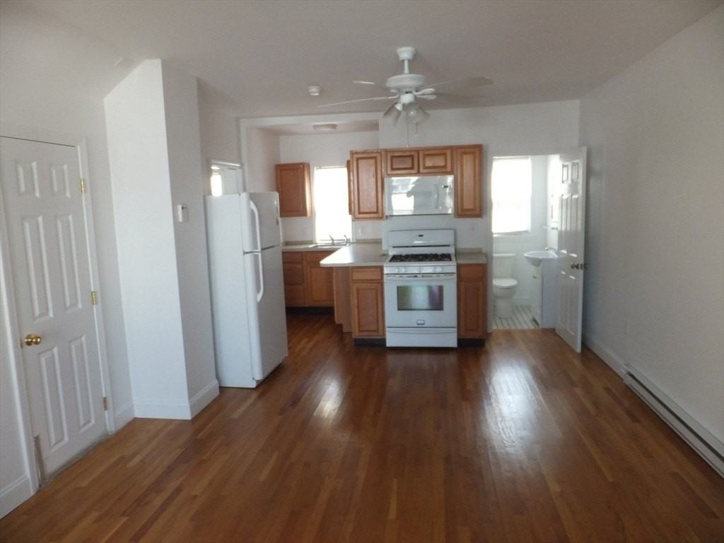 28 River St #1 - Photo 4 of 13