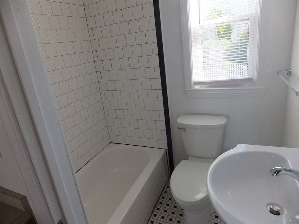 28 River St #1 - Photo 7 of 13