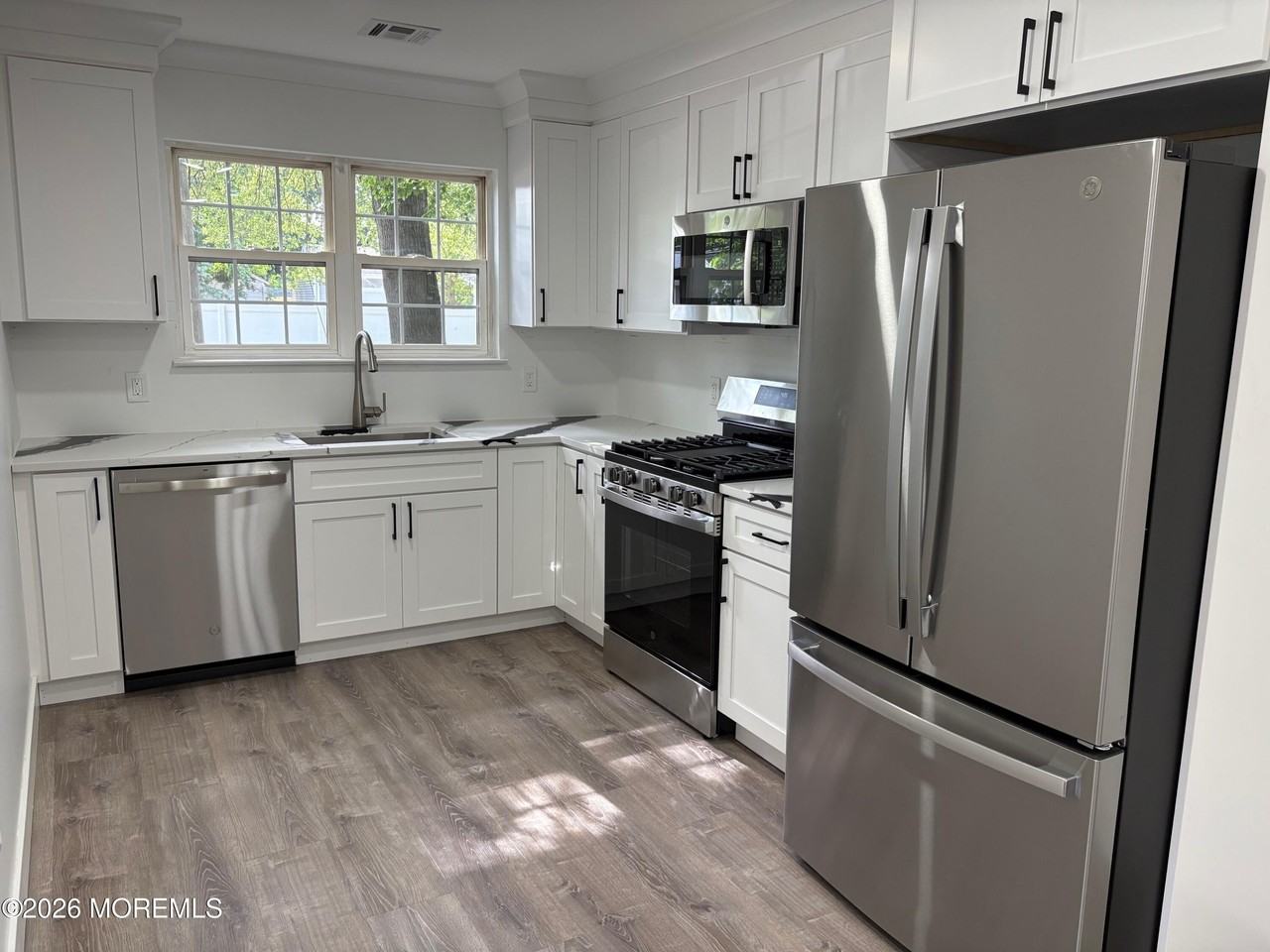 240 Atlantic Ave - Photo 3 of 21