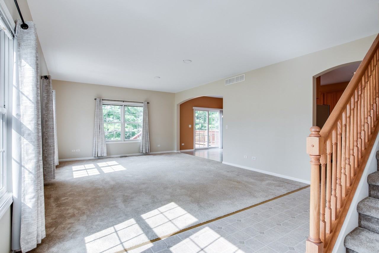 662 Chaney Ct - Photo 2 of 23