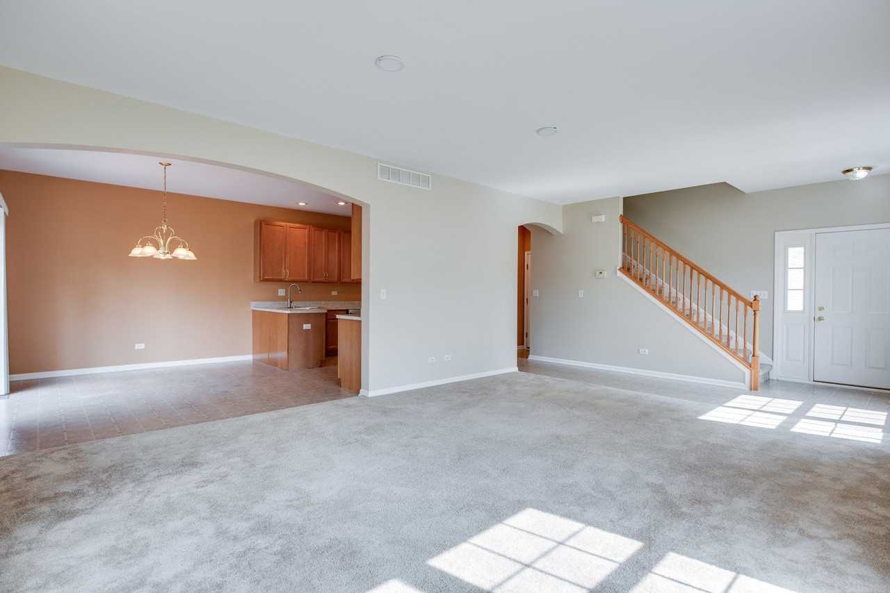 662 Chaney Ct - Photo 3 of 23