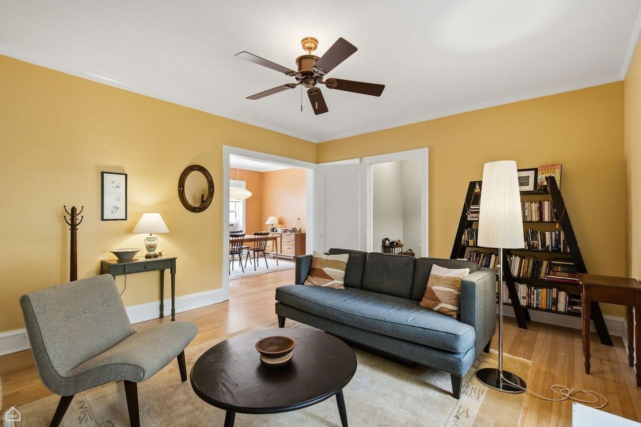 811 Judson Ave #2S - Photo 5 of 19