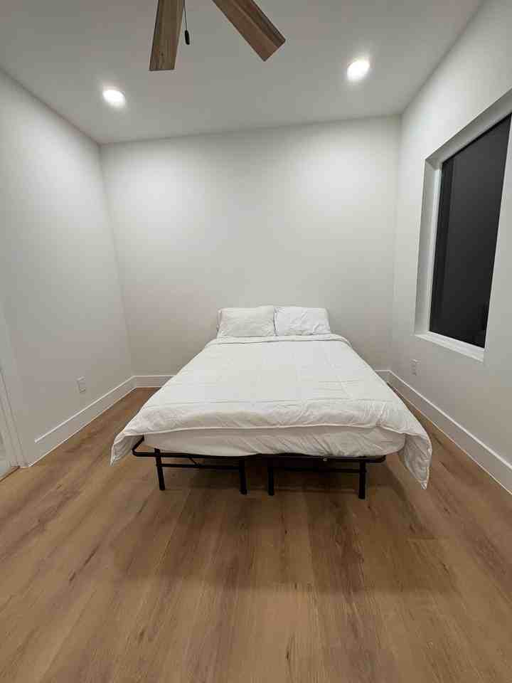 Rosewood St - Photo 3 of 7
