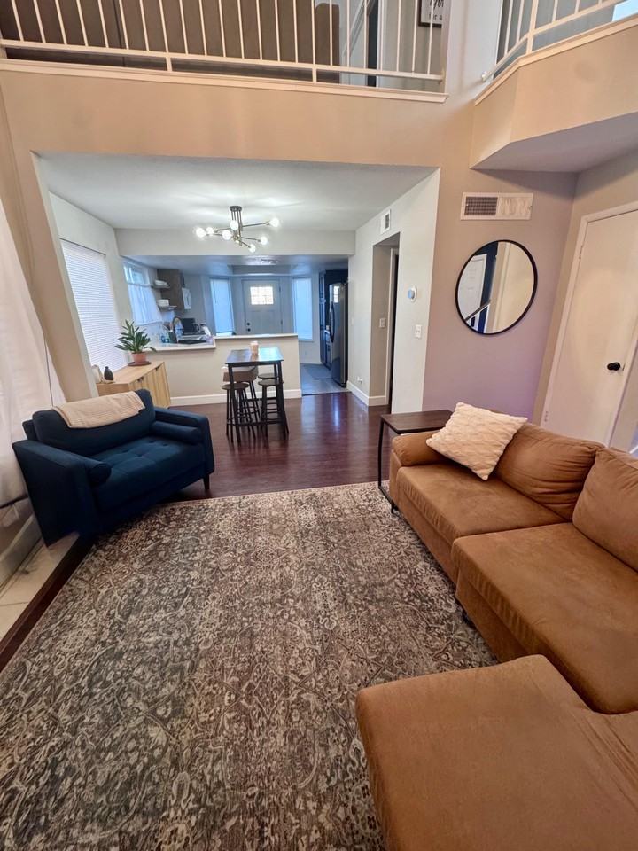 Bristol View Ct - Photo 6 of 7
