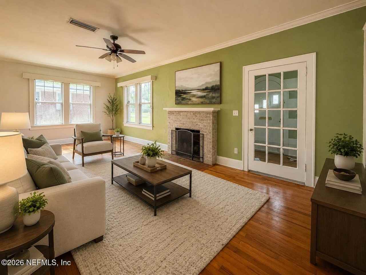1031 Inwood Ter - Photo 5 of 15