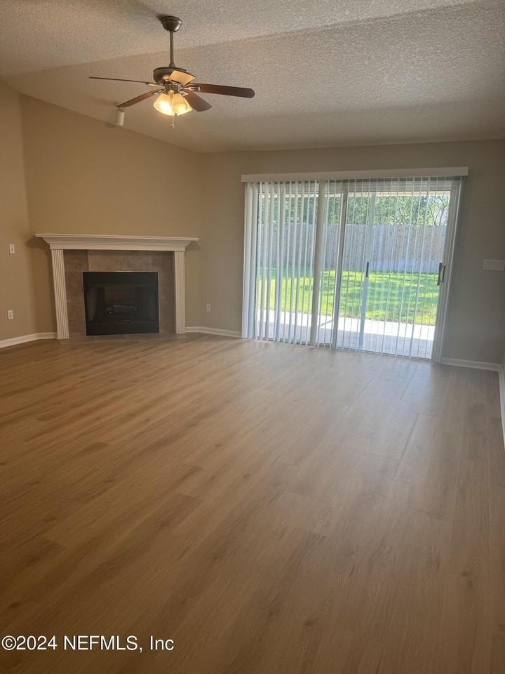 2016 Spring Meadows Ct - Photo 2 of 17