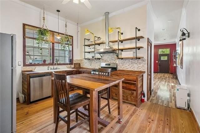 1611 Hollygrove St - Photo 7 of 16