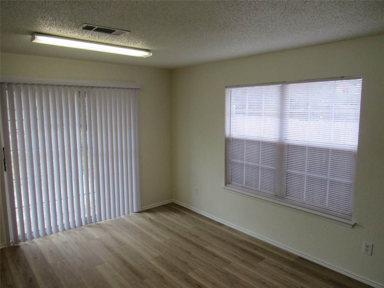 14116 Cedar Post Dr - Photo 4 of 10