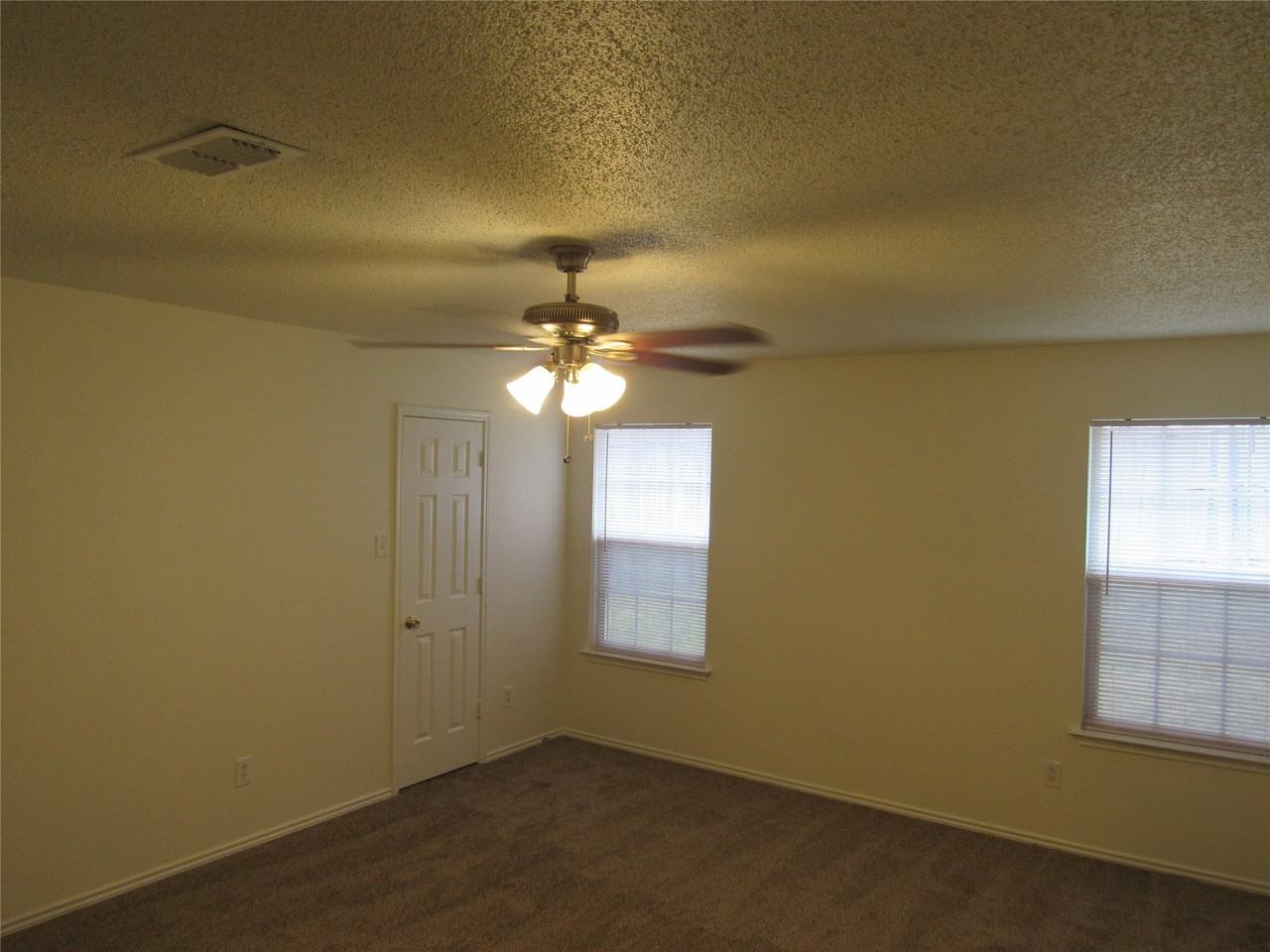 14116 Cedar Post Dr - Photo 7 of 10