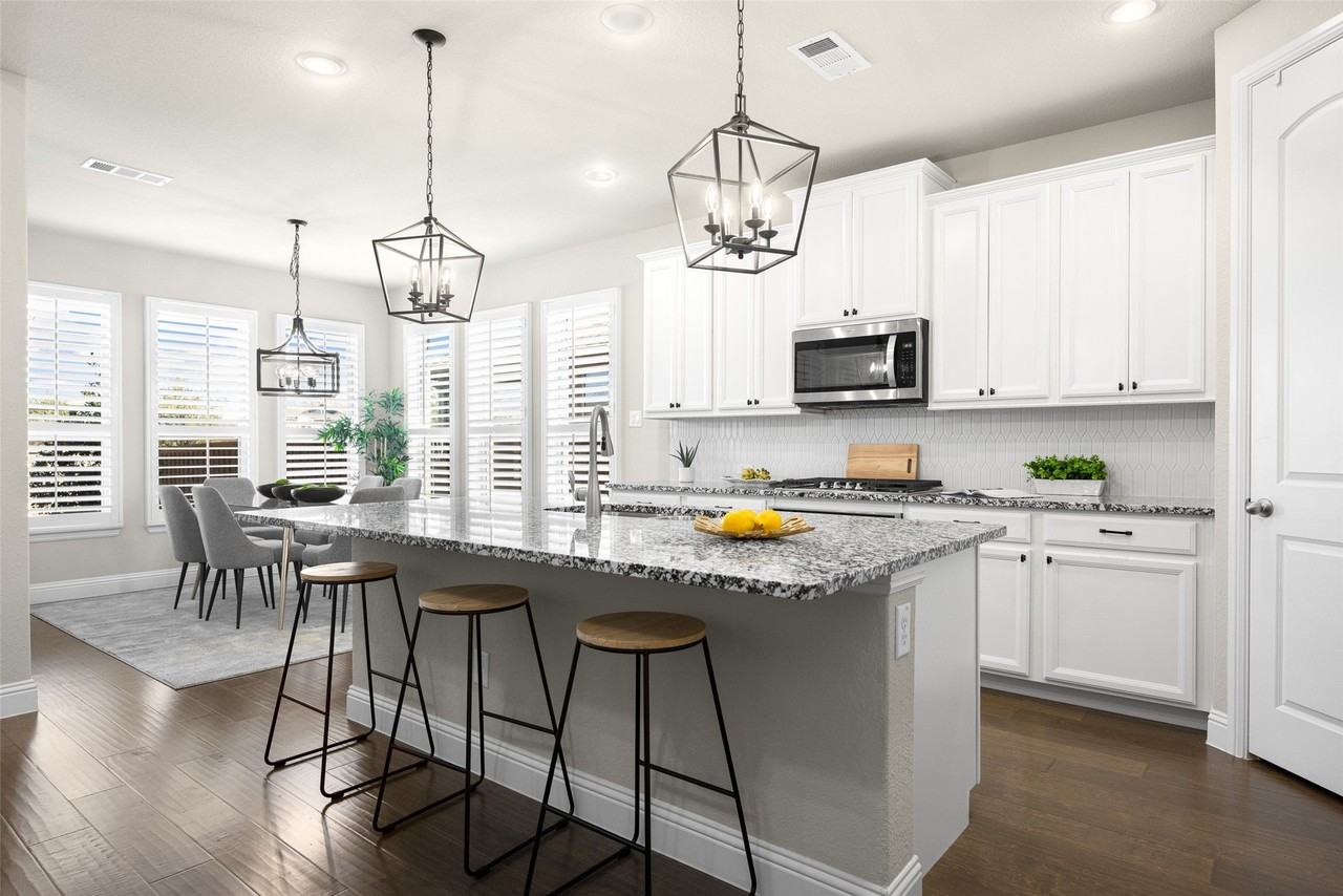 517 Lake Livingston Trl - Photo 4 of 27