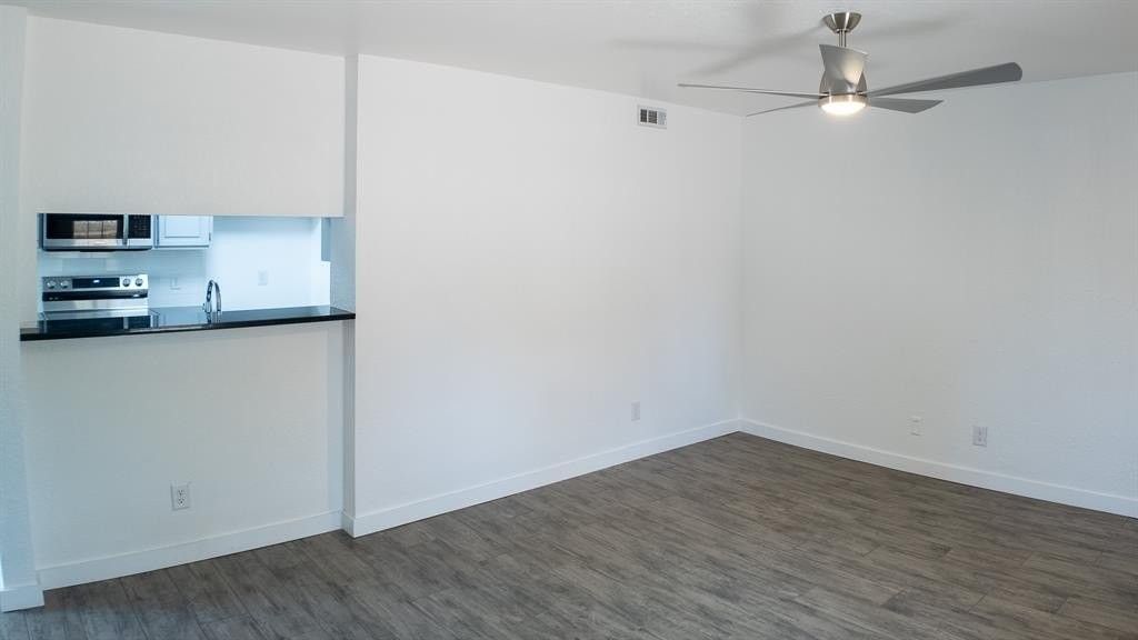 14411 N Pennsylvania Ave #10H - Photo 7 of 39