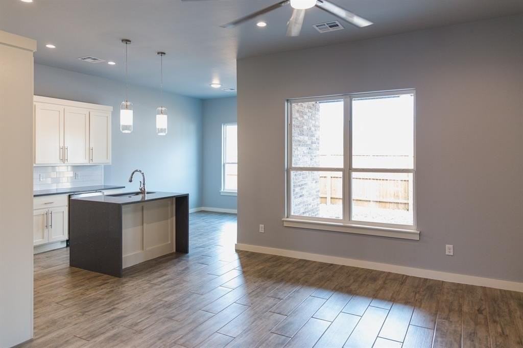 504 Remington Ave - Photo 6 of 26