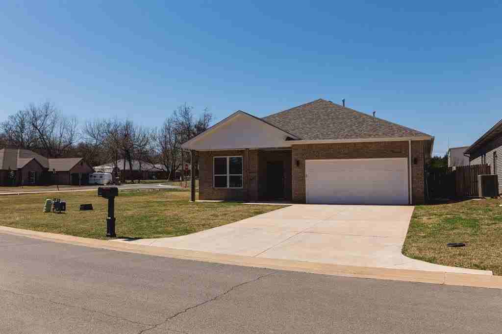629 Remington Ave - Photo 2 of 30