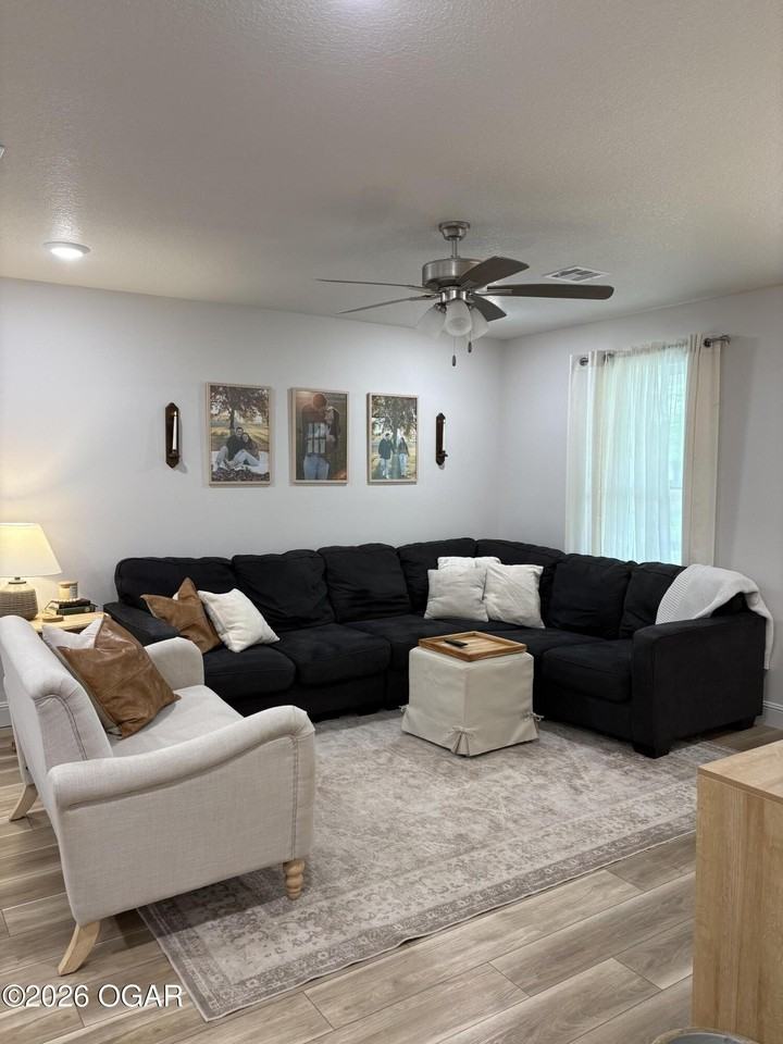 503 Rose St - Photo 6 of 18