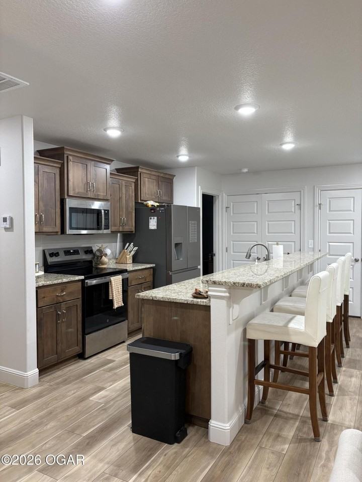 503 Rose St - Photo 7 of 18