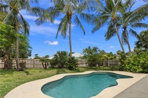 featured image of 53 N Sewalls Point Rd