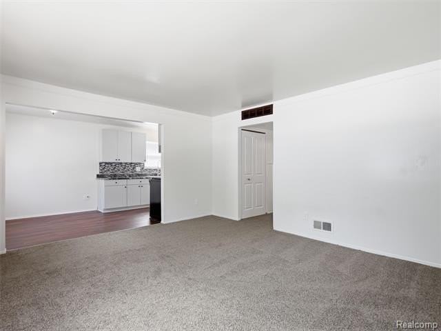 1221 E Granet Ave - Photo 6 of 24