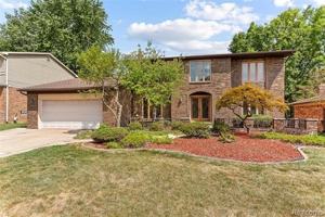 featured image of 3312 Palm Aire Ct