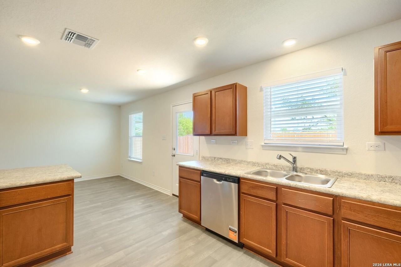 4519 Gato Calico Dr - Photo 6 of 29
