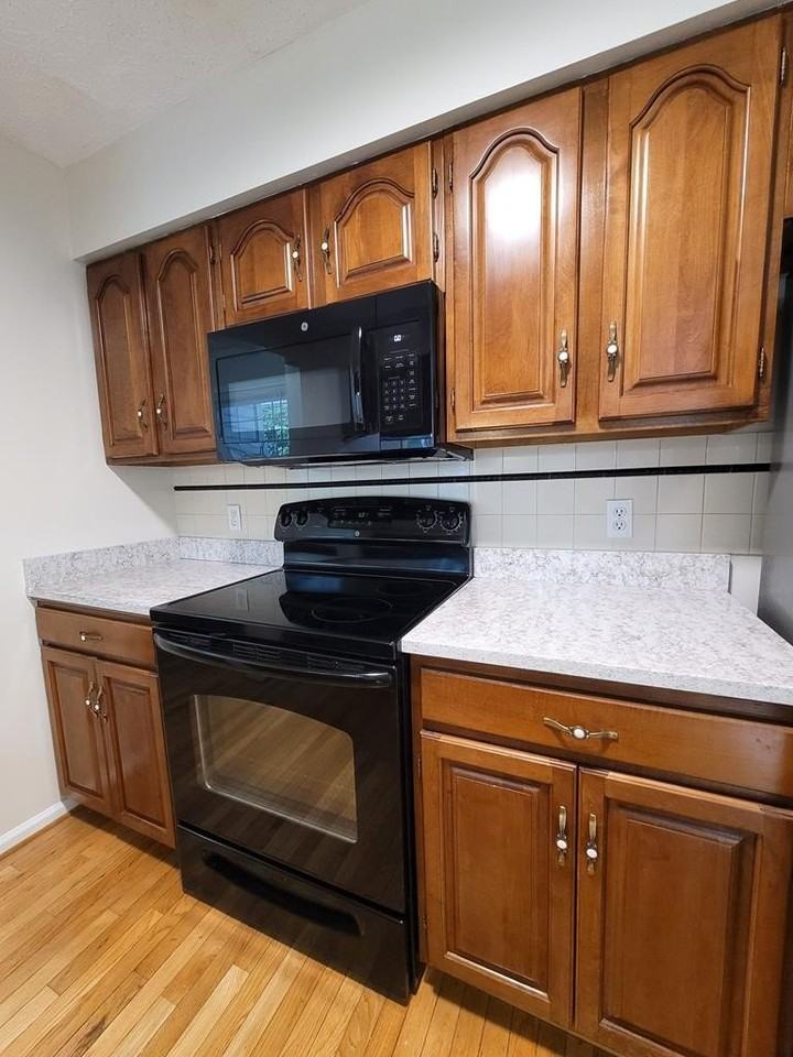 941 Maiden St - Photo 6 of 19