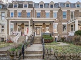 featured image of 4008 Illinois Ave Nw