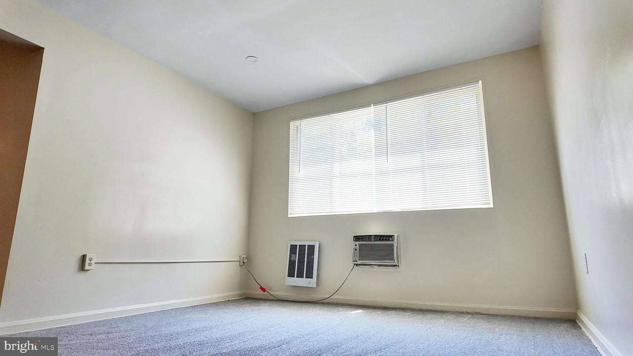 2901 Gainesville St Se #202 - Photo 7 of 28