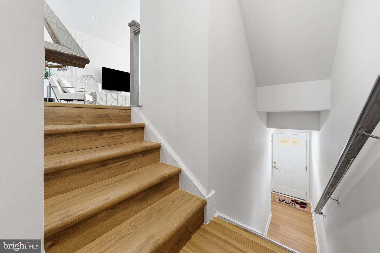 7234 Bodkin Way - Photo 3 of 50