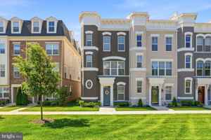 featured image of 962 Holden Rd