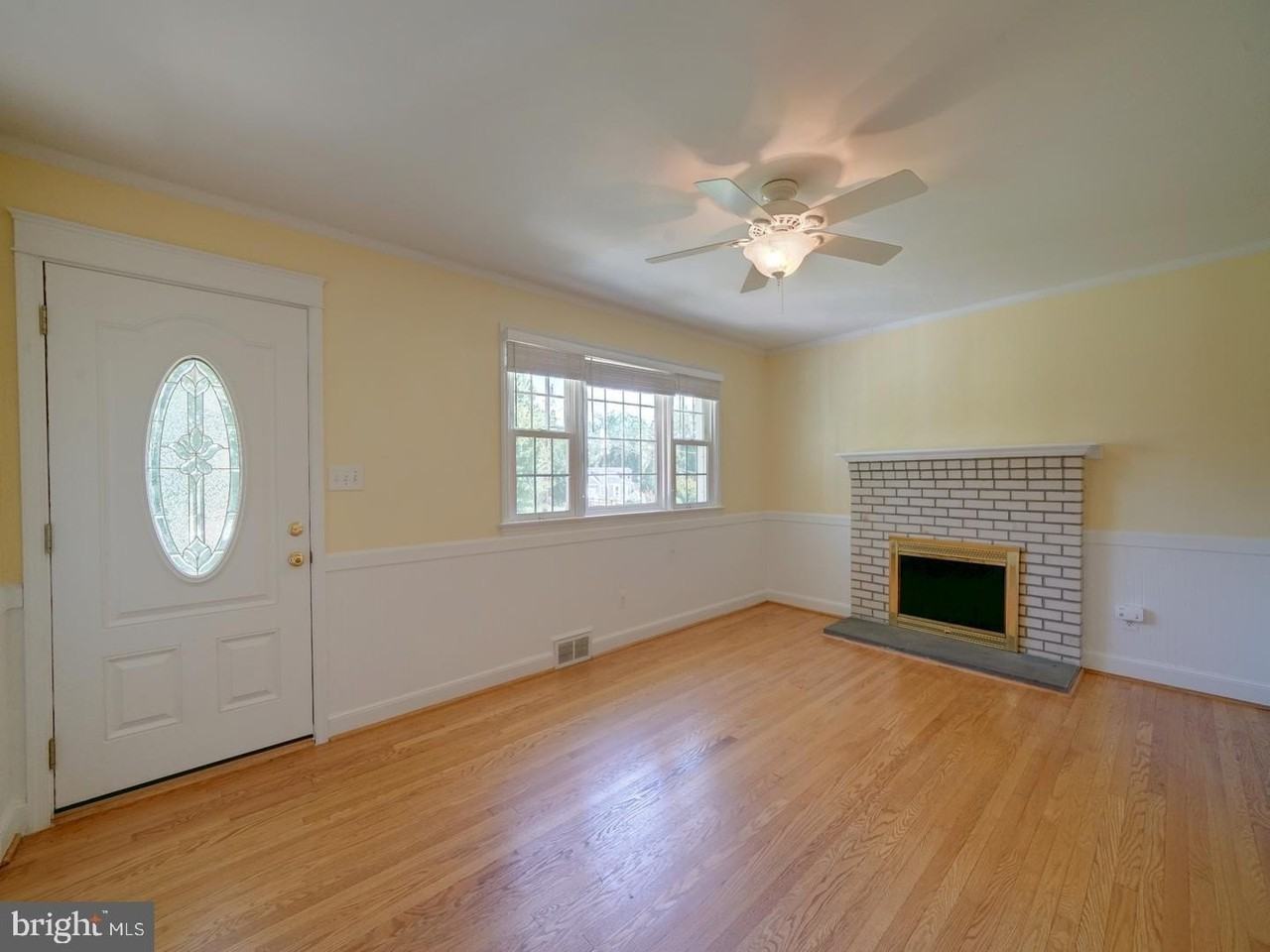 12351 Scaggsville Rd - Photo 4 of 37
