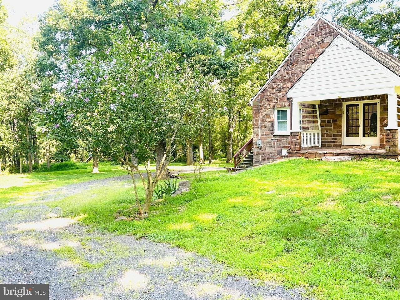 21120 Martinsburg Rd - Photo 3 of 20