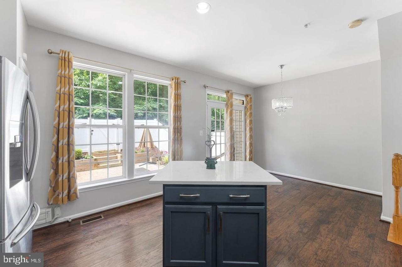 4004 Meadow Trail Ln - Photo 6 of 26