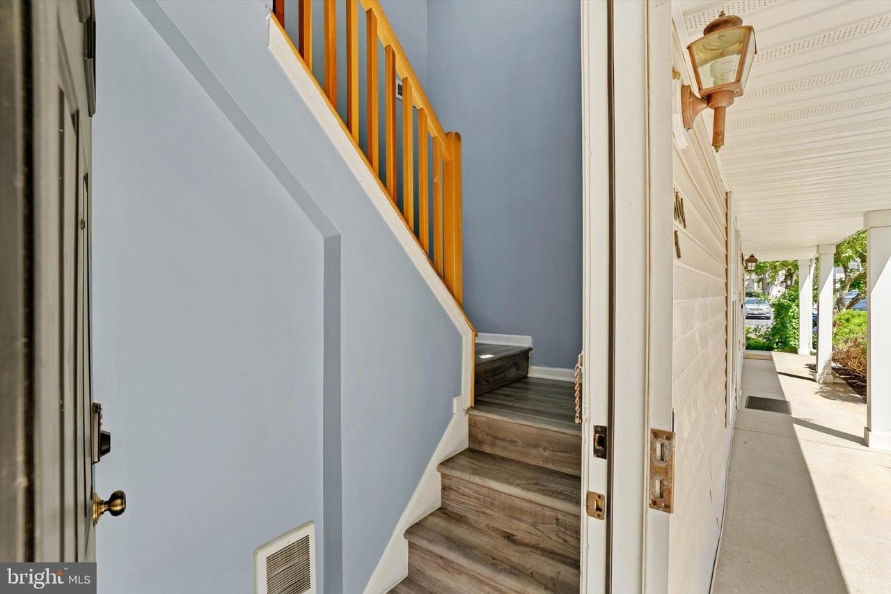 3604 Saxony Dr - Photo 5 of 29
