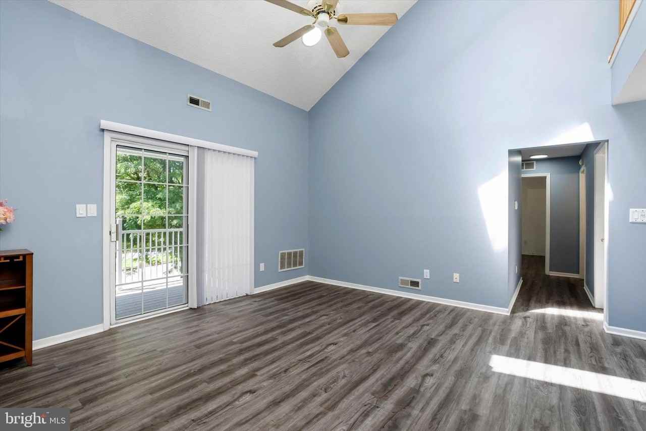 3604 Saxony Dr - Photo 6 of 29